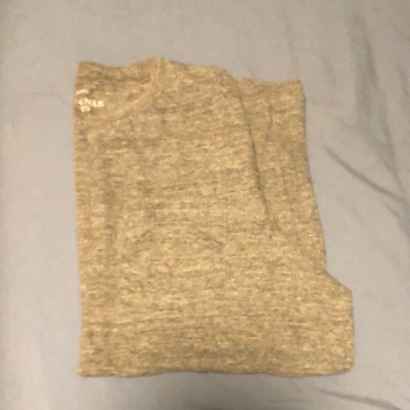 American Eagle Gray Shirt - Picture 1 of 1